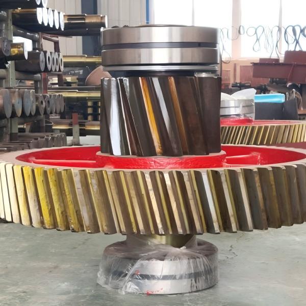 шестерня поворотного мотора